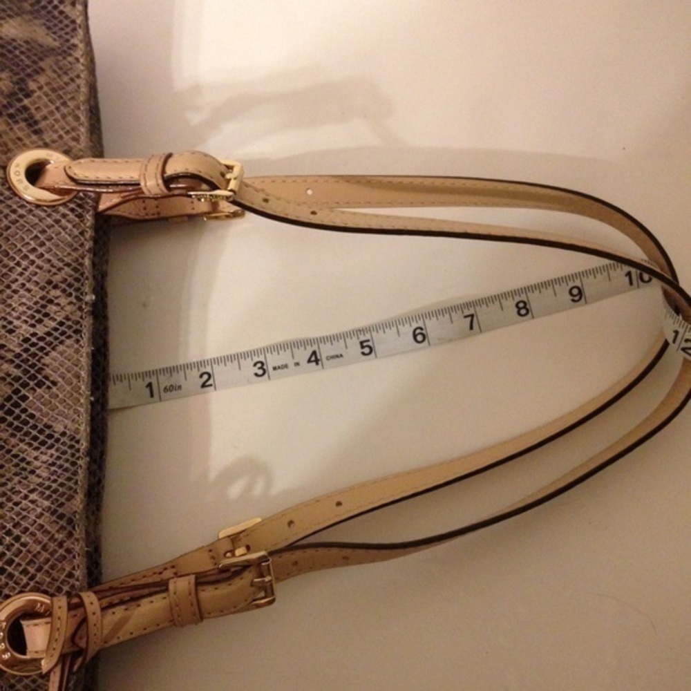 👛 MICHAEL KORS 👛 python snakeskin embossed tote - image 13